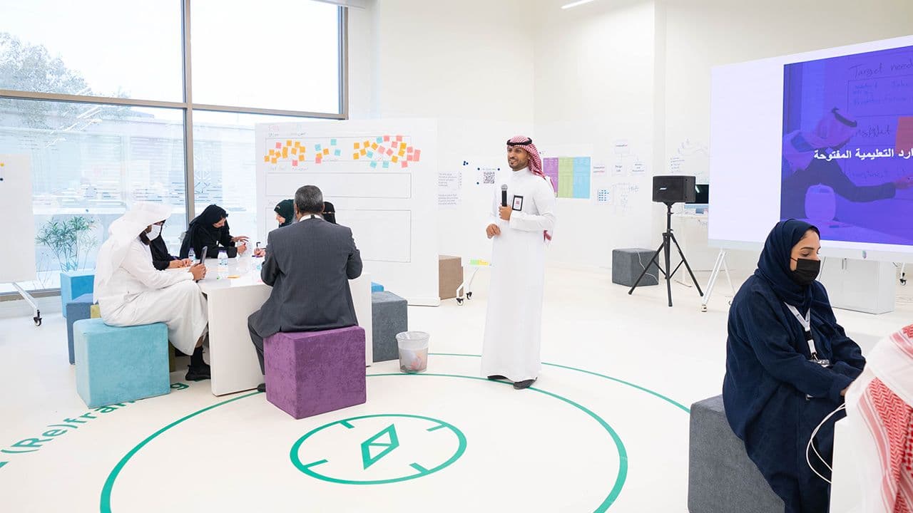  المركز يعقد ورشة عمل لشركائه في إثراء المحتوى التعليمي المفتوح