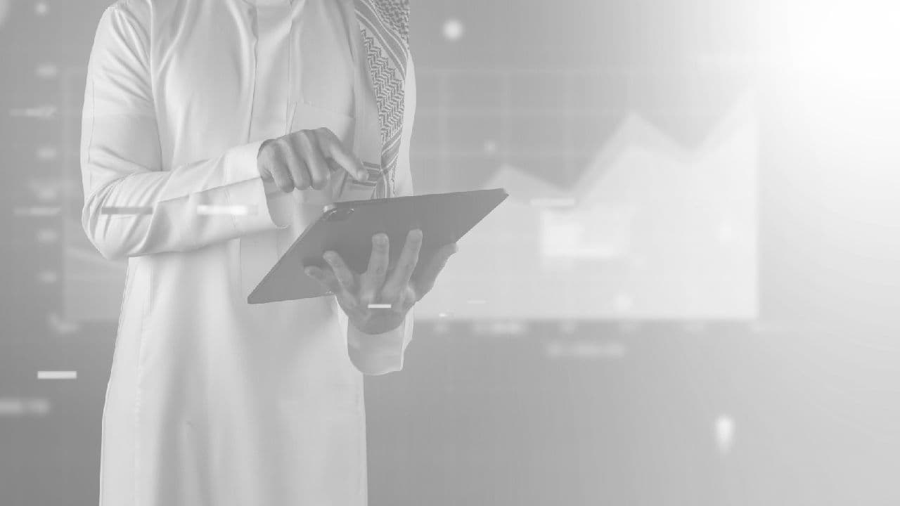  +1400 يجتازون اختبارات الشهادات المهنية الاحترافية في التعليم والتدريب الإلكتروني
