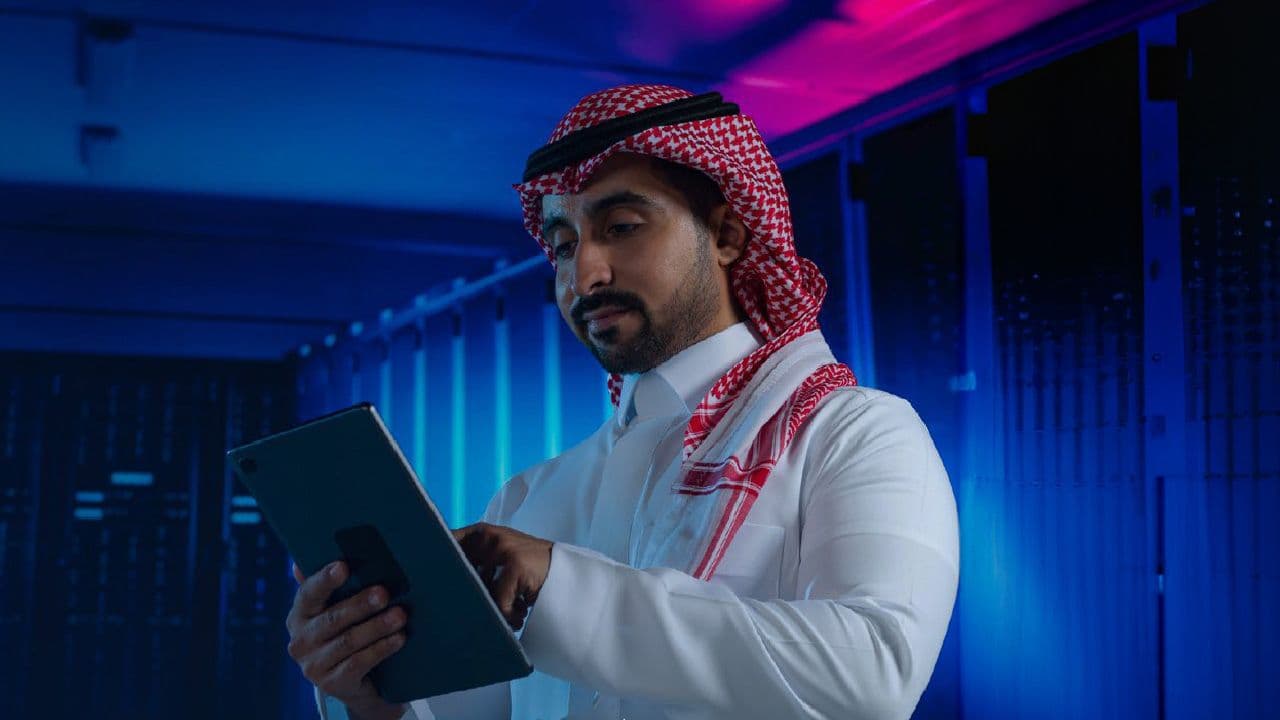 بالشراكة مع المركز "CODE" تطلق برنامج تحدي تقنيات التعليم