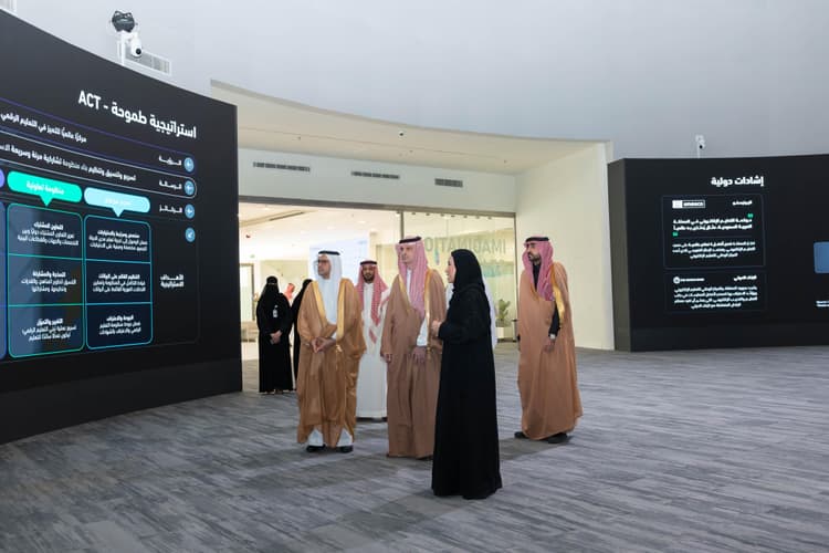   مدير عام المركز يستقبل رئيس جامعة الجوف 