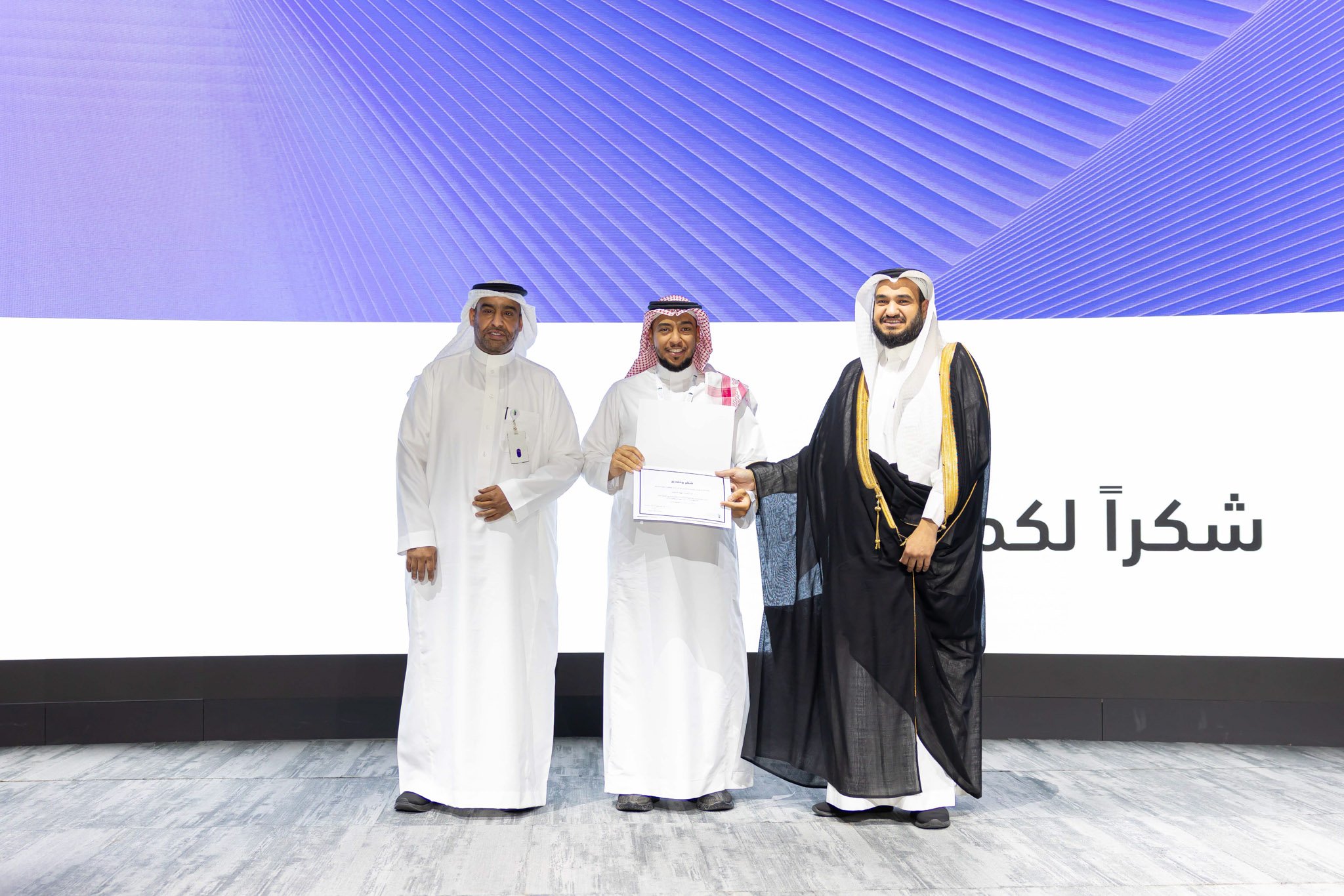 صور من إقامة ورشتي عمل في مقر المركز، تعكس المتحدثين أمام عدد من الحضور.